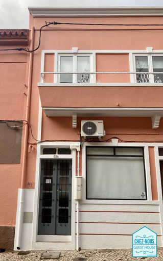 Chez Nous - Guest House, Barreiro