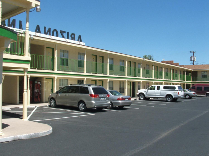Others 4, Arizona Inn, Mohave