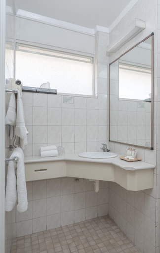 Bathroom 3
