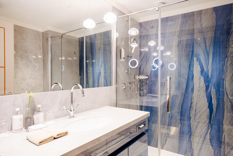 Bathroom 3