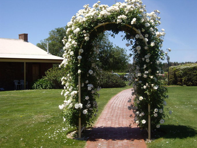 Others 5, Coonawarra Place, Wattle Range - East
