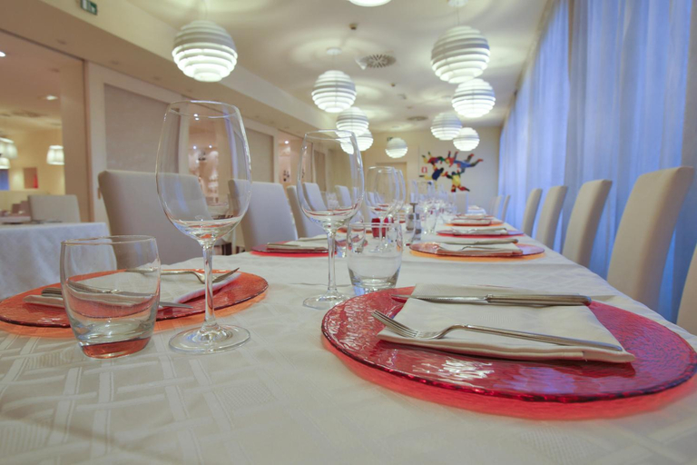 Food & Drinks 5, Hotel Touring, Modena