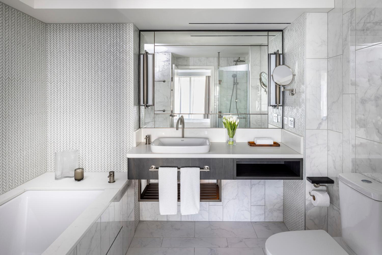 Bathroom 20