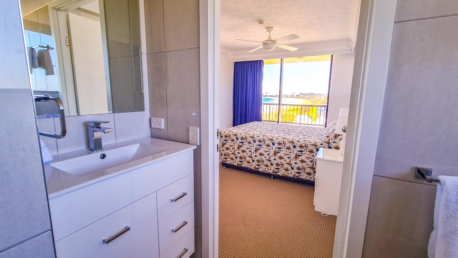 Bedroom 2, Pelican Sands Beach Resort, Gold Coast