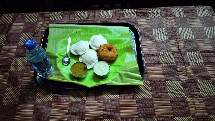 Food & Drinks 5, Achus inn, Idukki