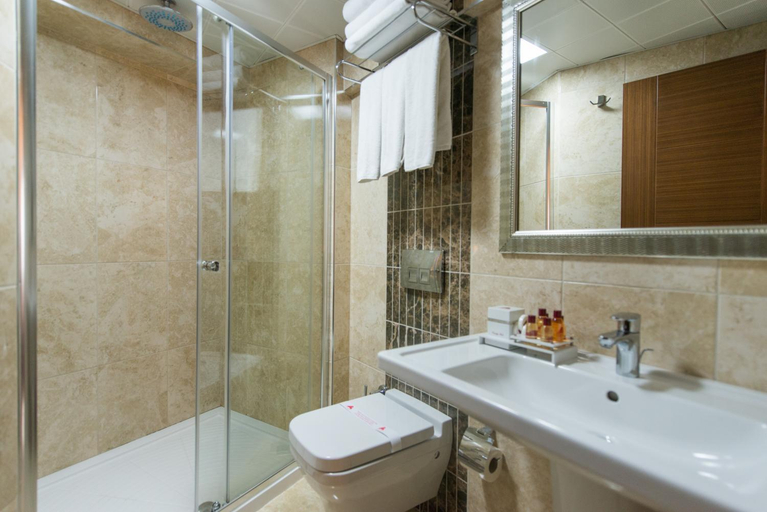 Bathroom 5, Antea Hotel Oldcity, Fatih