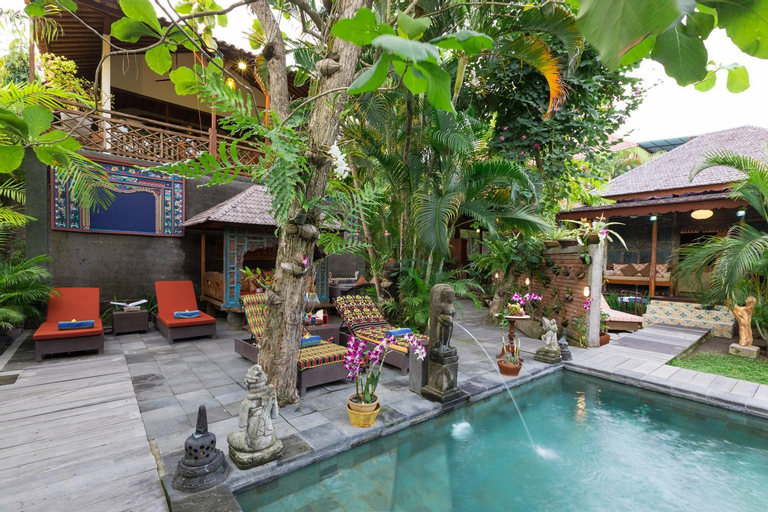 Swimming Pool 12