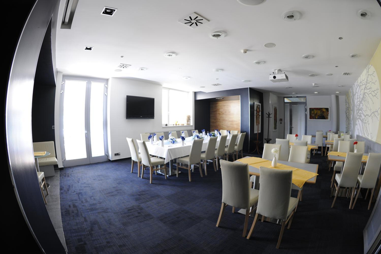 Food & Drinks 5, Buly Arena Hotel, Opava