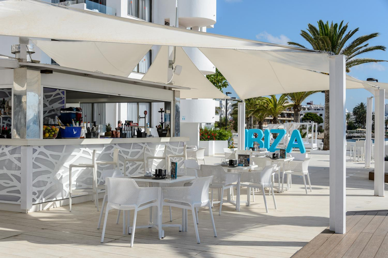 Food & Drinks 5, Aptos Vibra Jabeque Dreams , Baleares