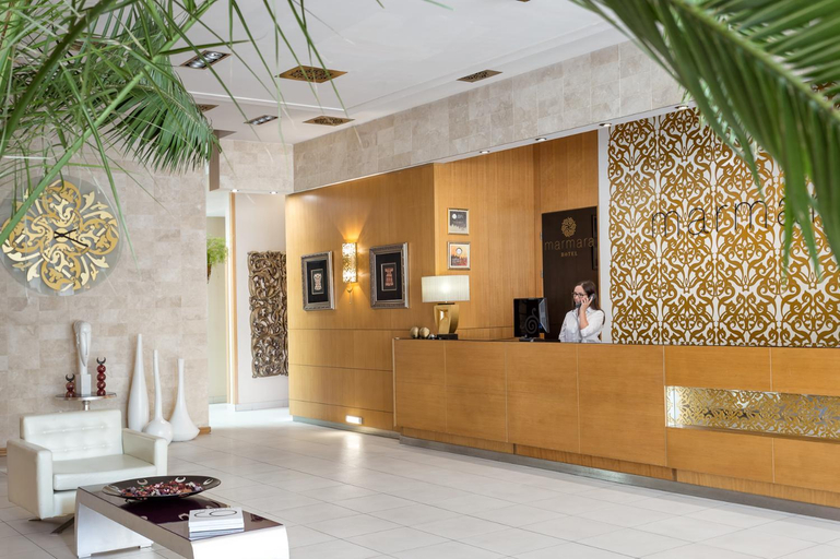Public Area 3, Marmara Hotel, Budapesti