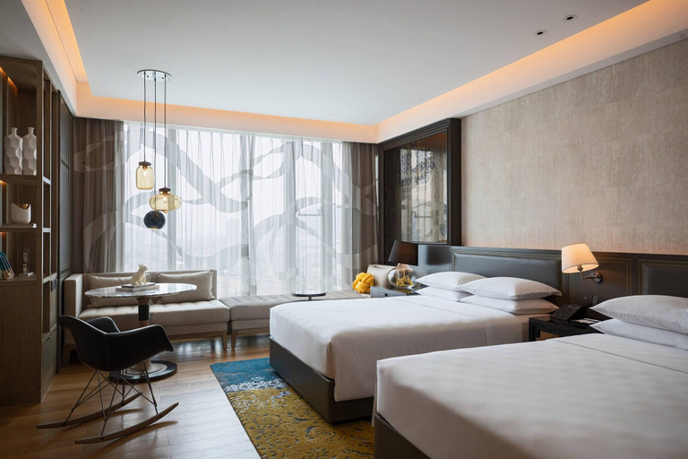 Bedroom 3, Renaissance Hangzhou Northeast Hotel, Hangzhou