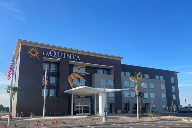 Exterior & Views 2, La Quinta Inn & Suites By Wyndham Yuma, Yuma