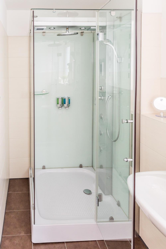 Bedroom 4, Schafers Hotel, Self-Check-in, Cafe und Backer am Hotel, Vechta