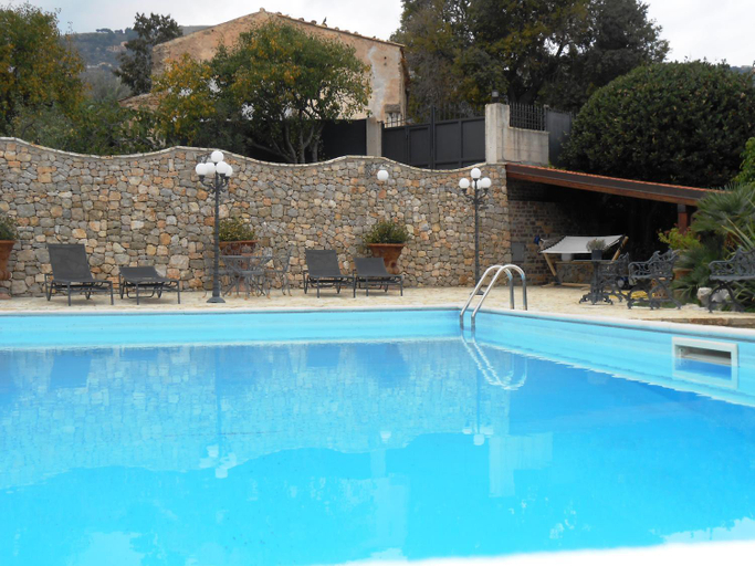 Others 5, B&B Al Giardino, Palermo