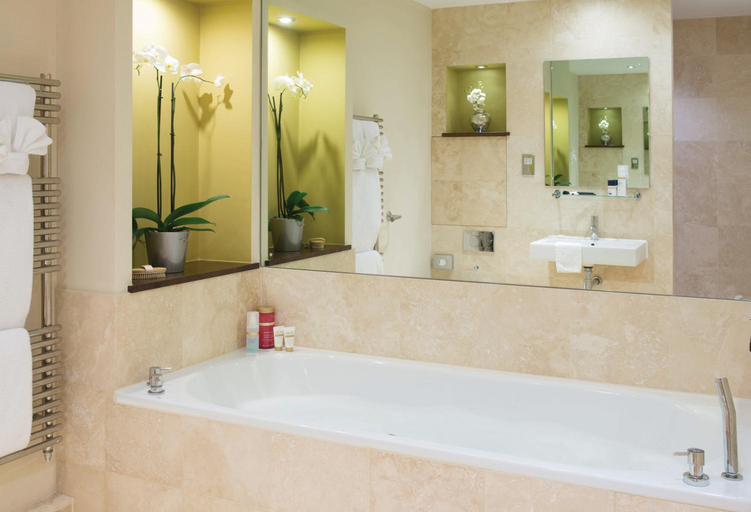 Bathroom 4, Champneys Forest Mere Hotel, West Sussex