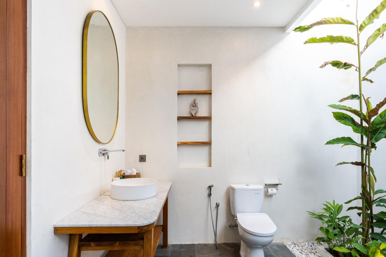 Bathroom 30