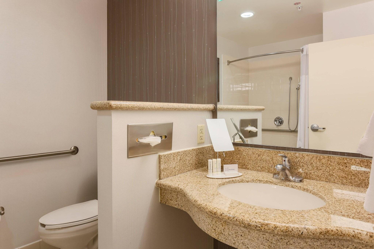 Bathroom 29