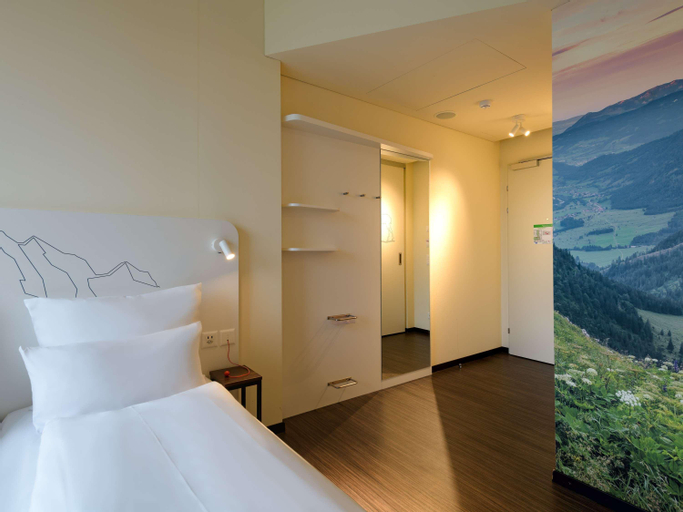 Bedroom 8