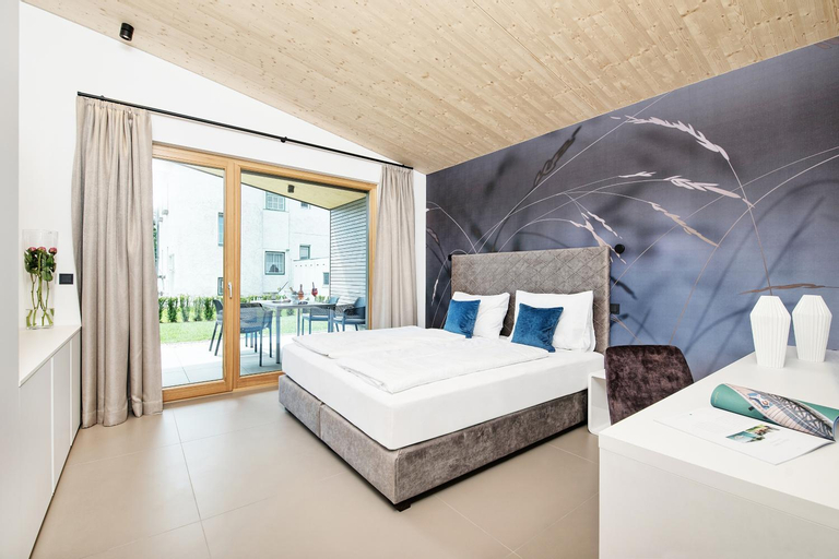 Bedroom 12