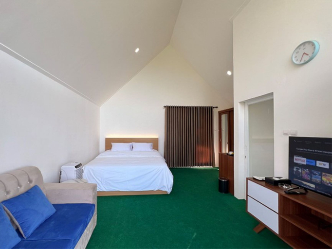 Bedroom 14