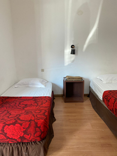 Bedroom 3, Cherry Rose Homestay, Medan
