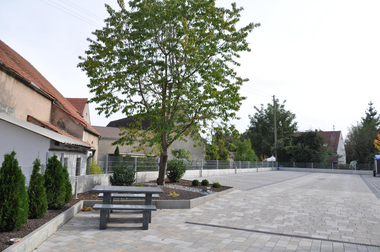 Others 3, Goldener Schlussel mit Gastehaus Sina, Donau-Ries