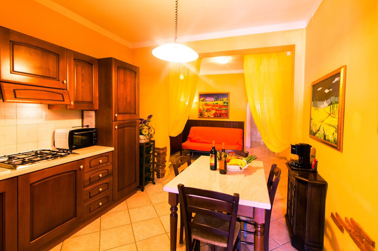 Others 4, Residence Oasis, Livorno