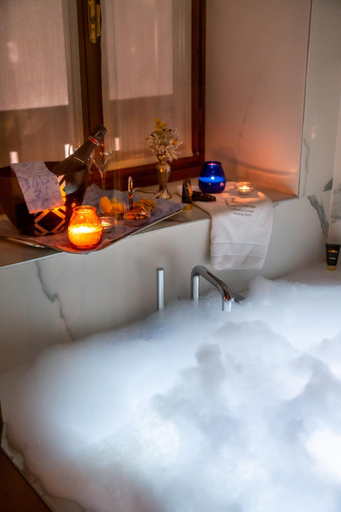 Bedroom 2, Ambra Cortina Luxury&Fashion Hotel, Belluno