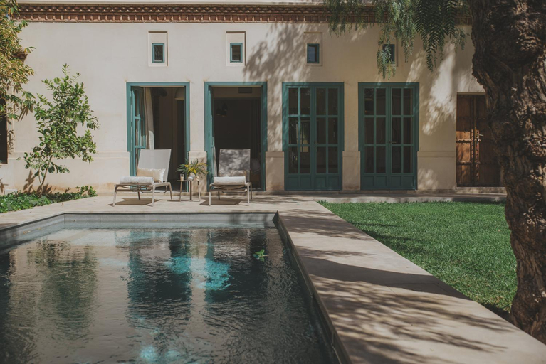 Swimming Pool 10