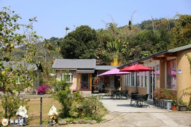 Exterior & Views 1, Country Farm Resort Homestay B & B, Yulin