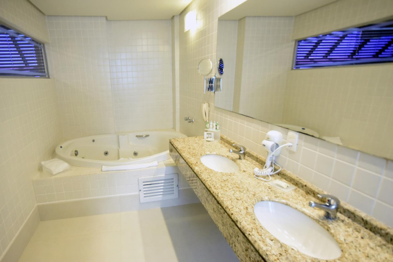 Bathroom 4, Central Park Hotel by Bourbon, Cascavel