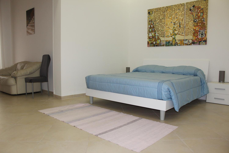 Others 3, Agora-Akrai B&B, Syracuse