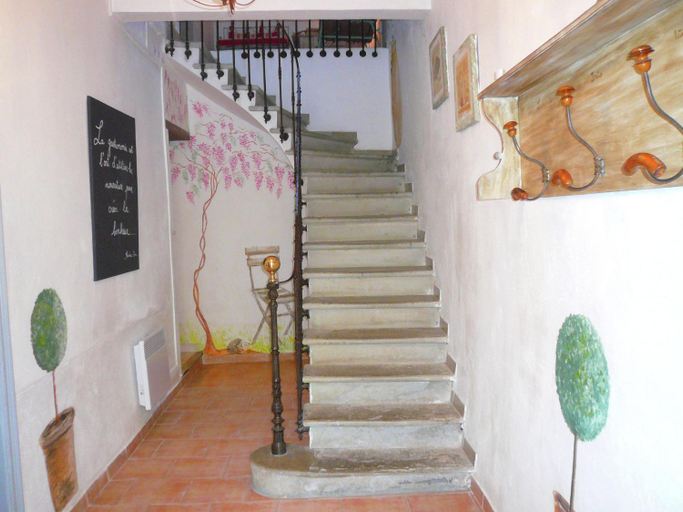 Public Area 2, Village House in La Caunette with Pool, Hérault