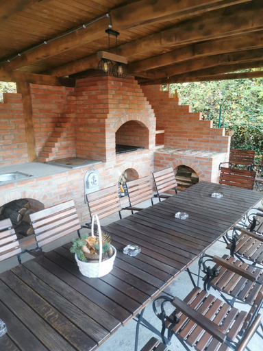 Food & Drinks 5, Thor si Cora, Sovata