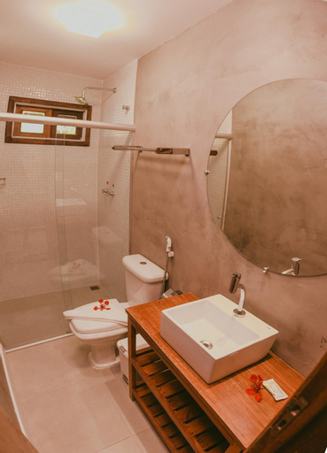 Bathroom 28