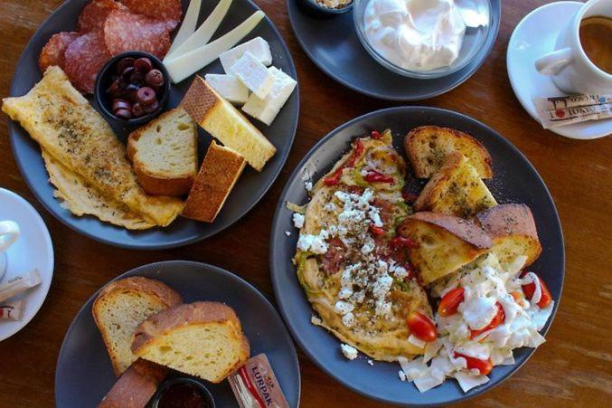 Food & Drinks 5, Makrinitsa Village, Thessaly