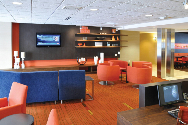 Public Area 3, Courtyard By Marriott Wausau, Marathon