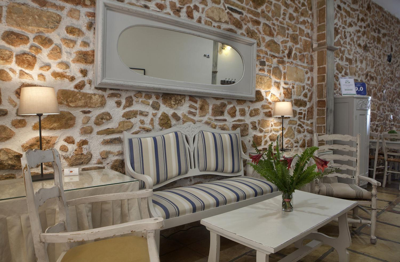 Public Area, Vilelmine, Crete