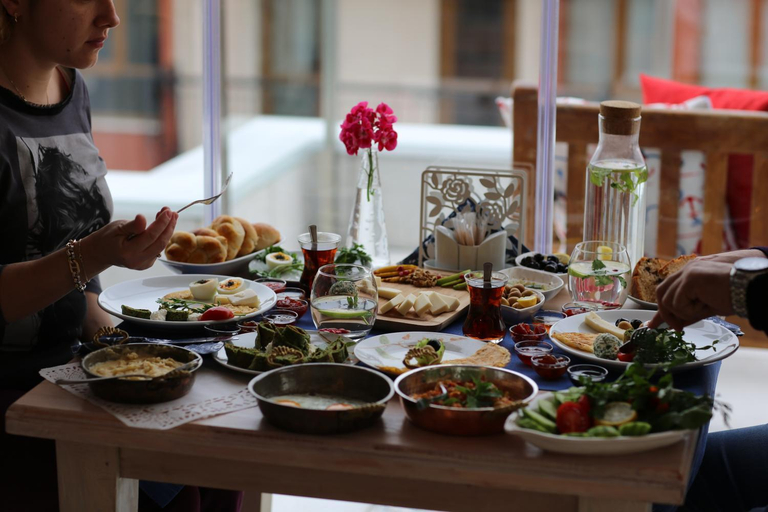 Food & Drinks 5, The City Residence Hotel, Merkez