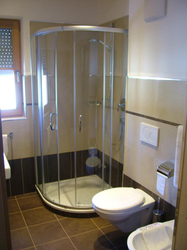 Bathroom, B&B Ciasa Bruscia, Bolzano