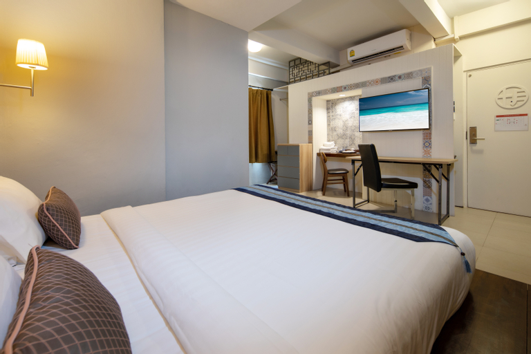 Bedroom 12