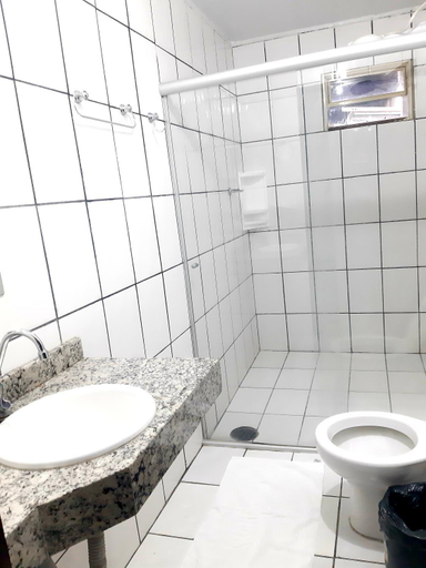 Bathroom 5, Carvalho's Hotel, Palmas