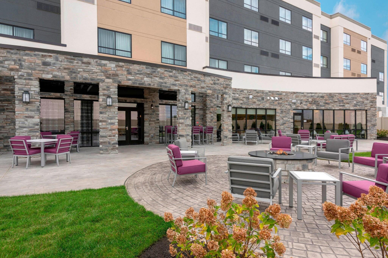 Exterior & Views 2, Courtyard by Marriott Cleveland Elyria, Lorain