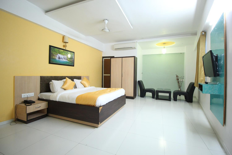 Others 5, Hotel Point VIew, Gandhinagar