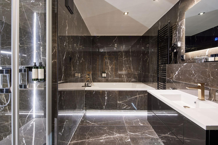 Bathroom, Van der Valk Golfhotel Serrahn, Rostock