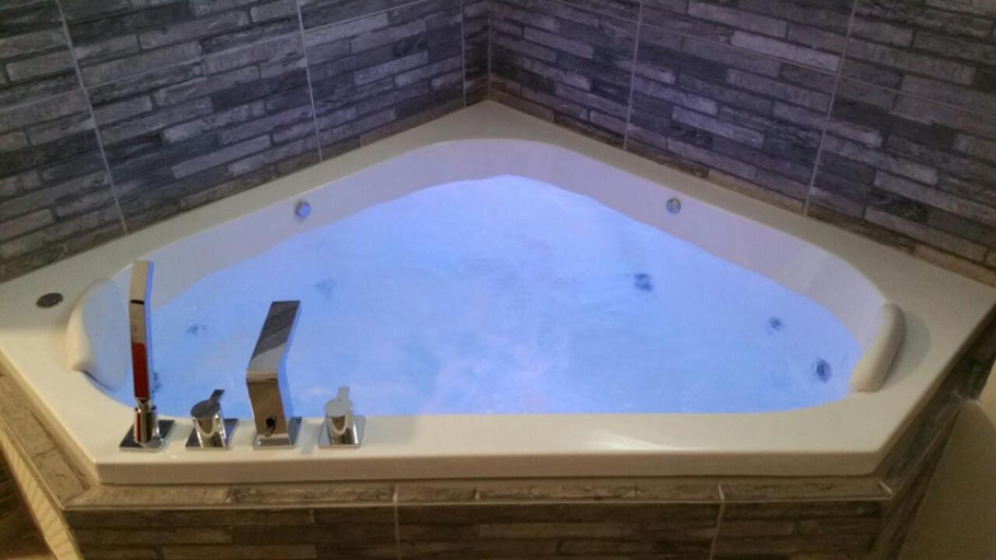 Hot tub 5, פנינה בגליל 1929