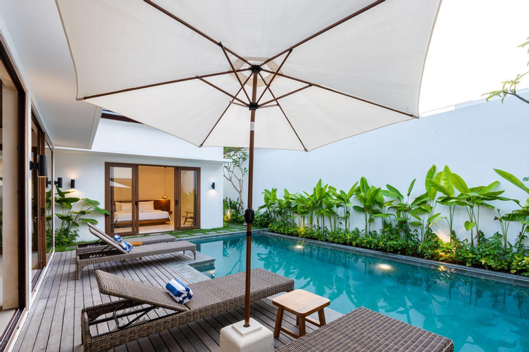 Swimming Pool 1