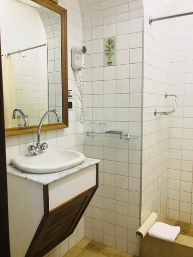 Bathroom 4, Hotel El Relicario Del Carmen, Quito