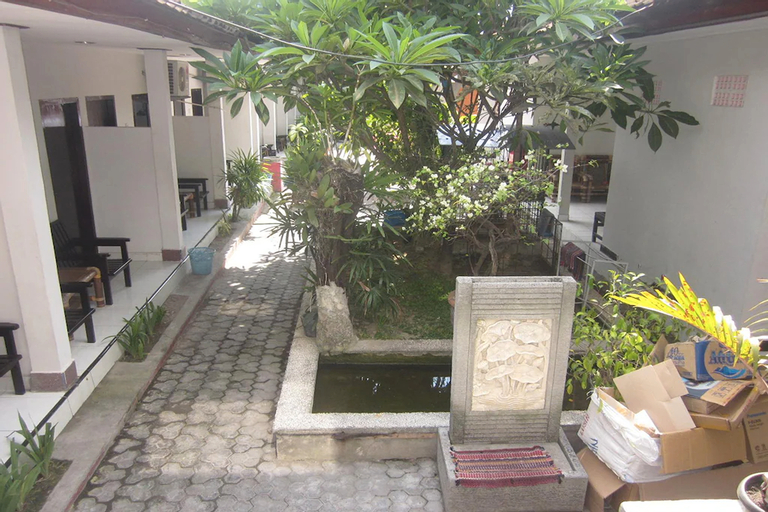 Exterior & Views 3, Hotel Warta Dua, Denpasar