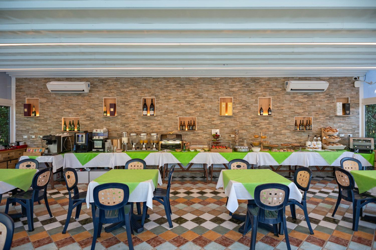 Restaurant 4